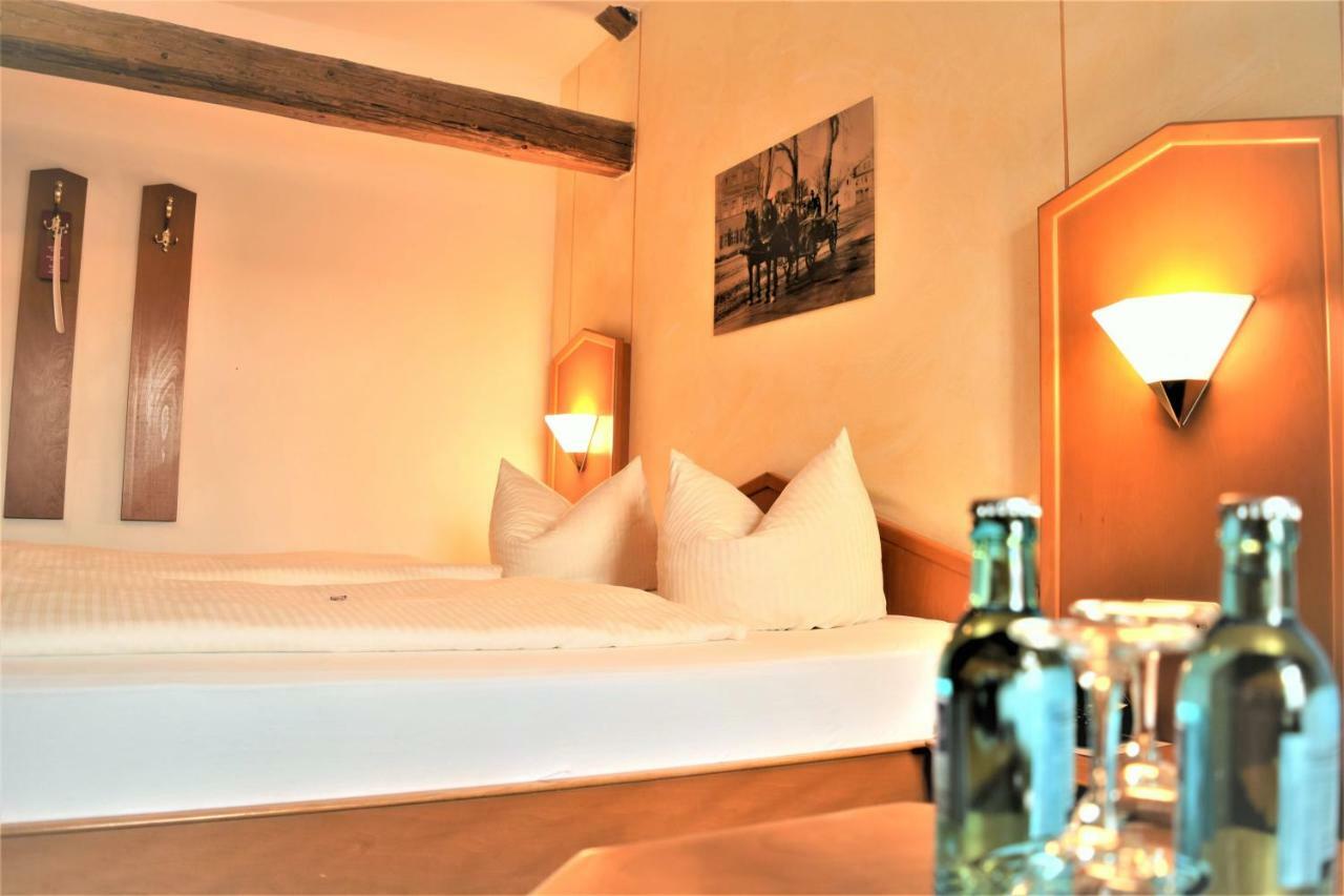 Hotel Zum Braeu Kinding Exterior photo