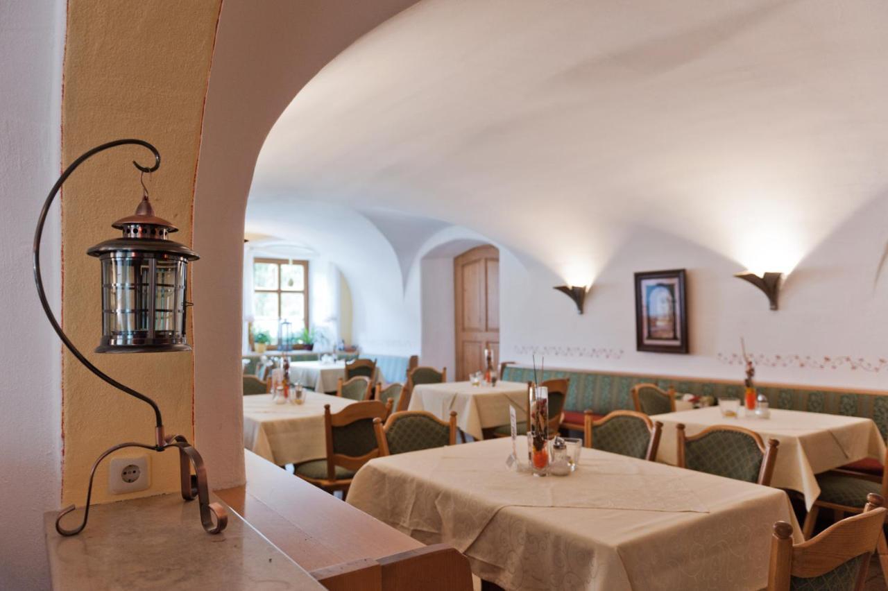 Hotel Zum Braeu Kinding Exterior photo